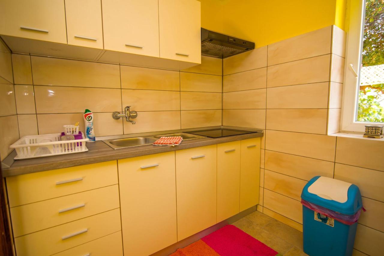 Nena Apartamento Mali Lošinj Exterior foto
