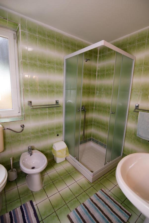 Nena Apartamento Mali Lošinj Exterior foto