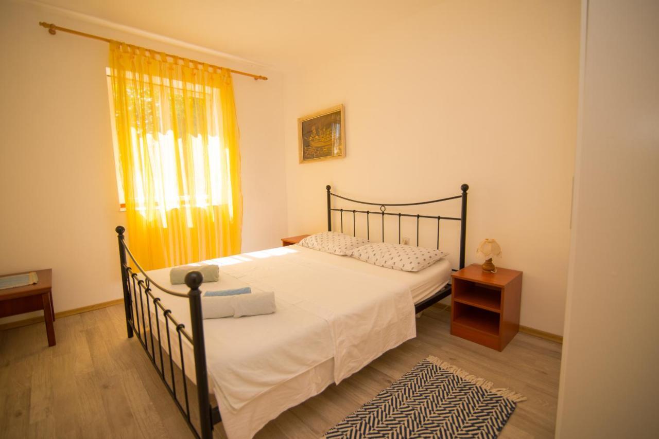 Nena Apartamento Mali Lošinj Exterior foto