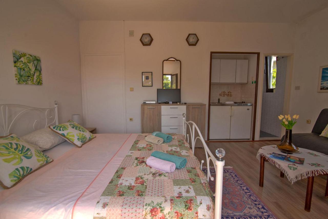 Nena Apartamento Mali Lošinj Exterior foto